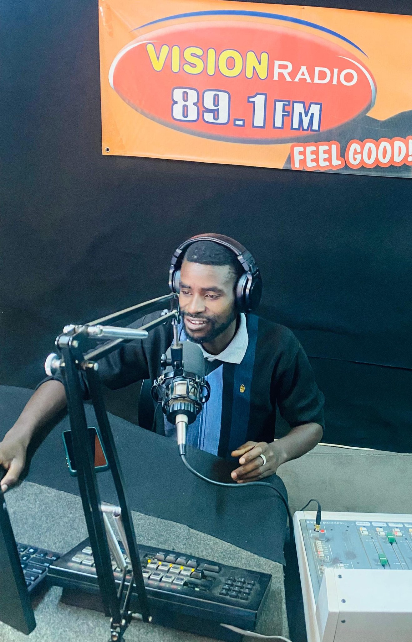 Vision Radio Studio Action